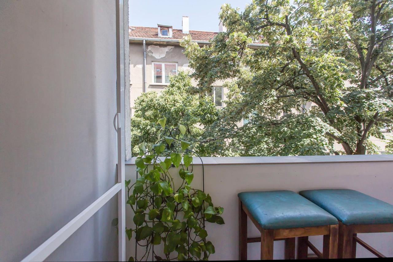 Colorful 2Bdr Apartment In The City Center Sofya Dış mekan fotoğraf